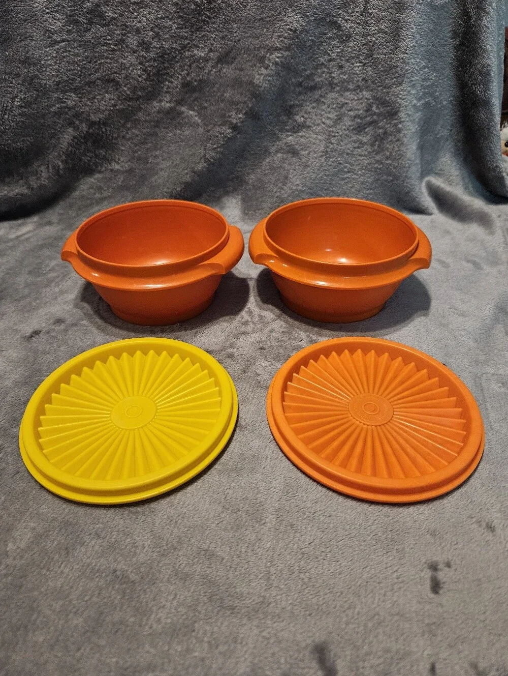 Vintage Tupperware Servalier bowl